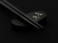 Essstäbchen Set Mit Ablage Tonbo, Ebenholz 7 Essstäbchen Set Mit Ablage Tonbo, Ebenholz – Bild 7