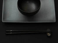 Essstäbchen Set Mit Ablage Tonbo, Ebenholz 8 Essstäbchen Set Mit Ablage Tonbo, Ebenholz – Bild 8