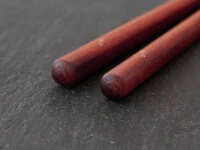 Essstäbchen Set Mit Ablage Tonbo, Purple Heart 8 Essstäbchen Set Mit Ablage Tonbo, Purple Heart – Bild 8