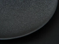 Japanischer Teller Homura, Schwarz, 3 Größen 5 Japanischer Teller Homura, Schwarz, 3 Größen – Bild 5