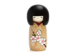 Kokeshi: Holzpuppe Sakura -Produkte Für Zuhause kokeshi holzpuppe sakura 1